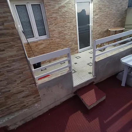 Διαμέρισμα Ricky House Big Waves